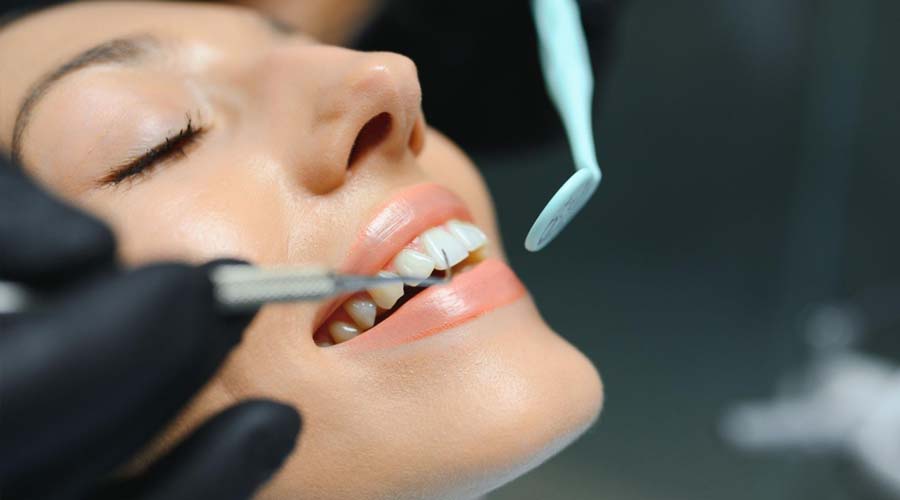 You are currently viewing Dental Crowns Bali: When You Need One and How the Process Works